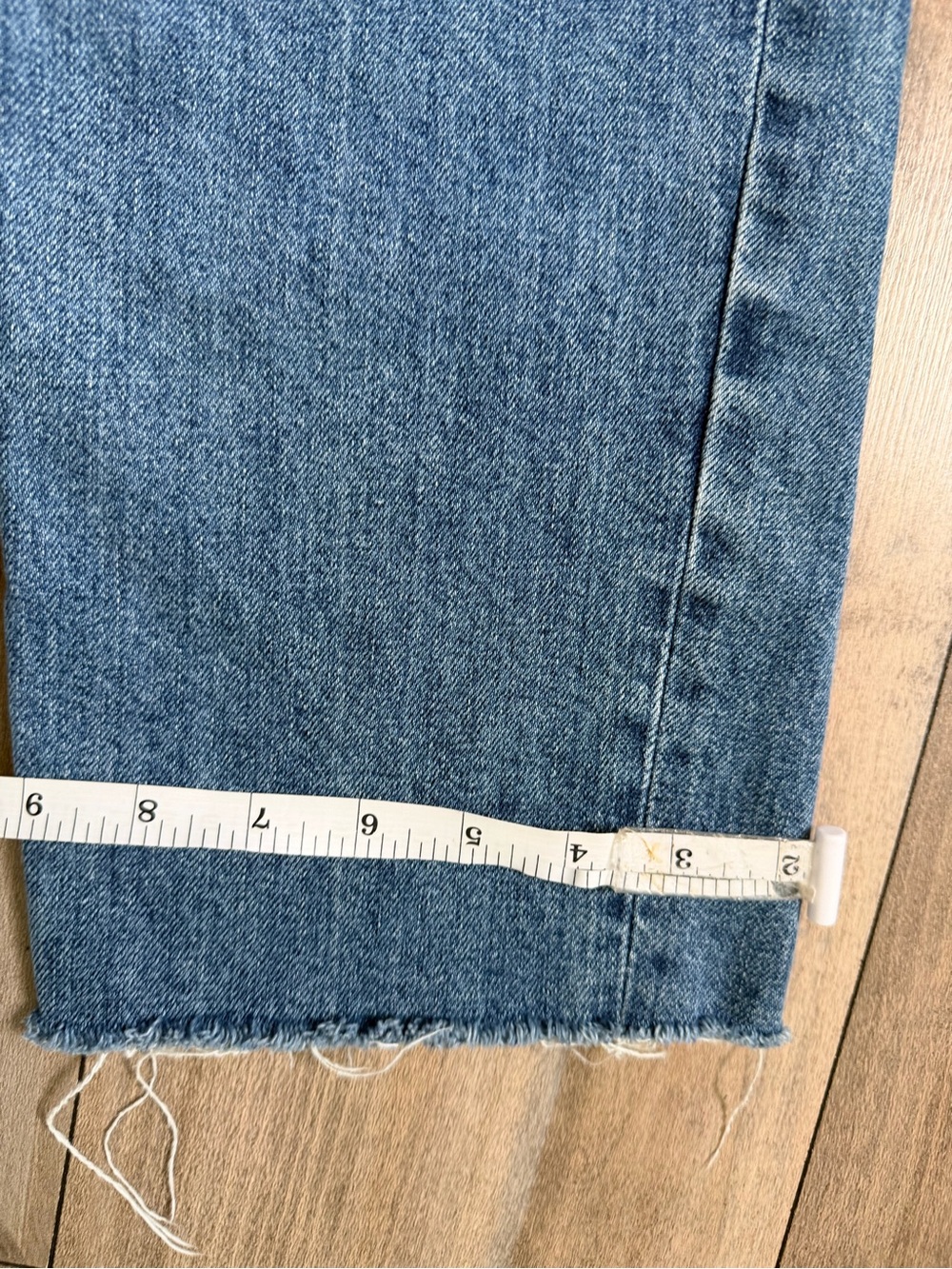 Everlane Women's Blue Cropped Straight Jeans - Picture 10 of 12